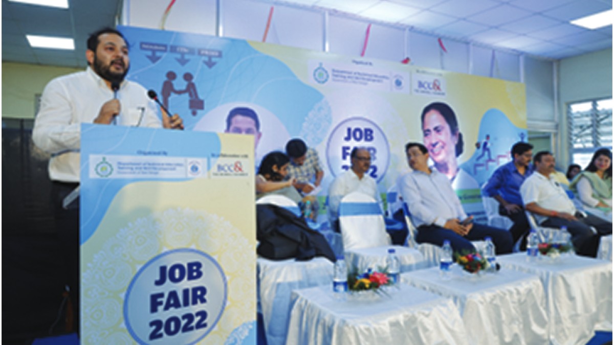 Mr. Ranjan Sarkar, Co−Chairman People Management Committee, BCC&I, HR & EHS, President Exide Industries Ltd. sharing his perspective on Skill Eco−system