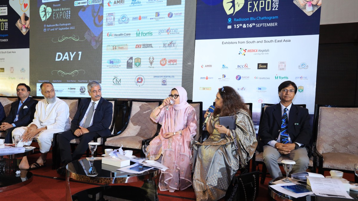 Panel Discussion on ‘Bridging South-East Asia and South Asia In good Health – Possible Collaborations’ at the Inaugural Session. Moderator : Ms  Suparna Sengupta, CEO, IQ City Medical College and Hospital