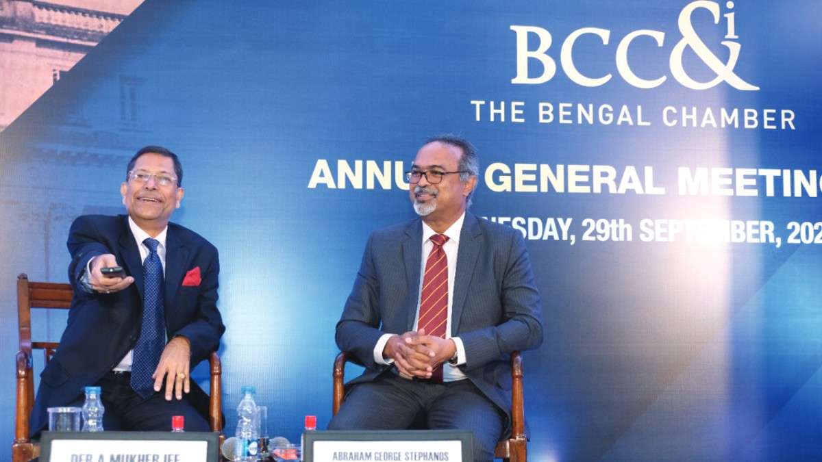 Mr. Deb A Mukherjee, President, The Bengal Chamber of Commerce and Industry (L) with Mr. Abraham George Stephanos, President Designate, The Bengal Chamber of Commerce and Industry (R) 