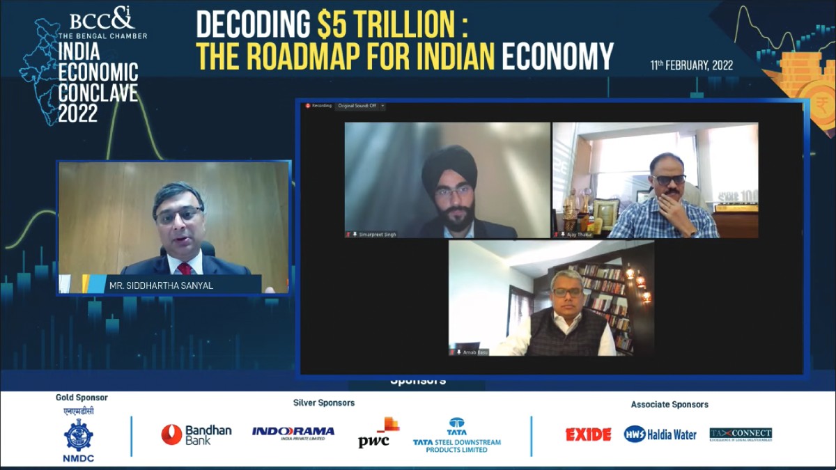 Business Session III : Moderator Mr. Siddhartha Sanyal, Chief Economist and Head− Research, Bandhan Bank ltd and Member, Economic Affairs Committee, BCC&I with Mr. Simarpreet Singh, Director, JIS Group (1st Row L); Mr. Ajay Thakur, Head− BSE SME and Start Up, BSE Ltd (1st Row R); Mr. Arnab Basu, Vice President, The Bengal Chamber and Advisory Leader and Partner, PwC India (2nd Row)