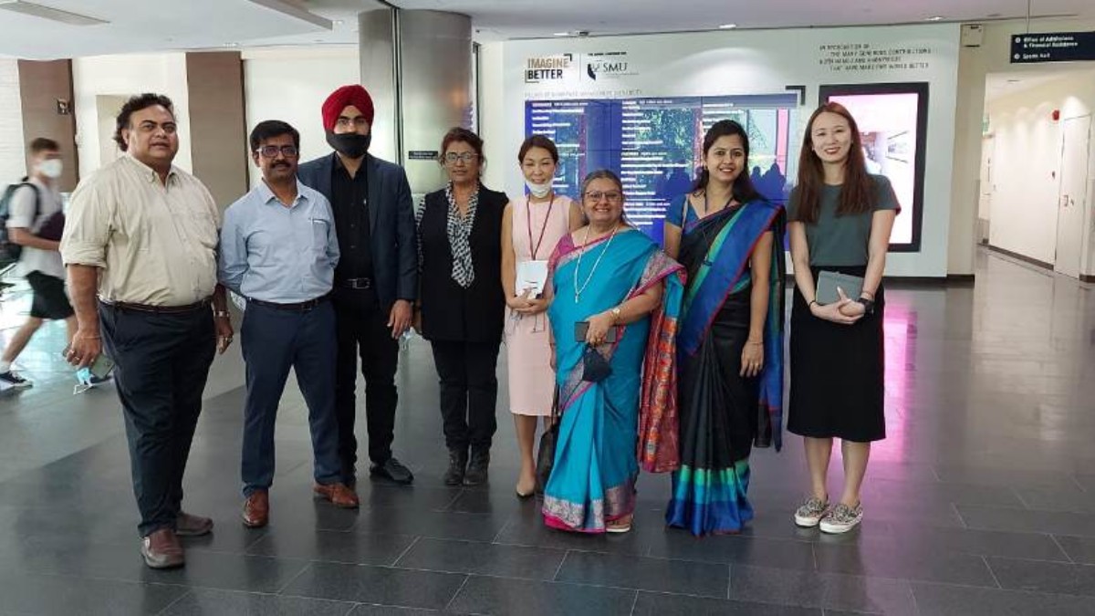 The Bengal Chamber Education Delegation Members with the team at Singapore Management University