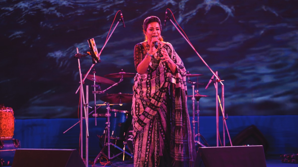 Ms. Emon Chakraborty performing on the first day of the EV Carnival