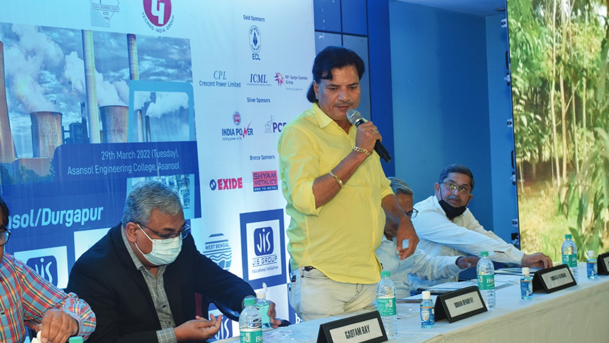 Shri Bidhan Upadhyay, Hon’ble Mayor, Asansol Municipal Corporation delivering the Inaugural Address