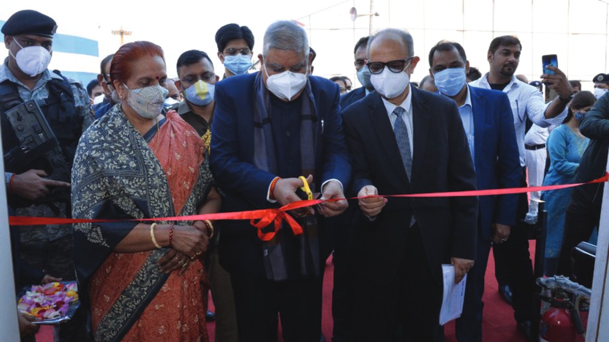 His Excellency Shri Jagdeep Dhankhar, Hon’ble Governor of West Bengal and First lady of The State Mrs. Sudesh Dhankhar along with Mr. Subir Chakraborty, President Designate, The Bengal Chamber at the Ribbon Cutting Ceremony during the inauguration of the 20th Edition of India International Mega Trade Fair