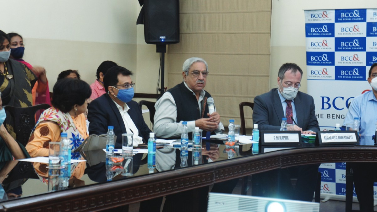 Mr. G. M. Kapur, Chairman, Heritage Committee, BCC&I moderating the Open house session