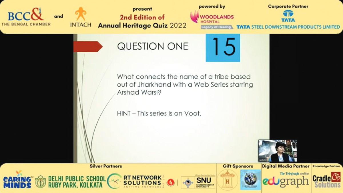 MS. Reshmi Chatterjee, Co Chairperson, Heritage Committee, The Bengal Chamber and Entrepreneur Curator, Halo Heritage, putting forward a question of the Guest Round to the finalists
