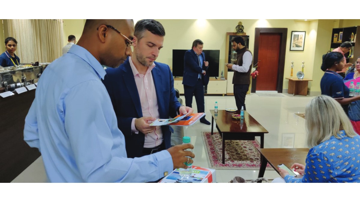 B2B Networking in progres