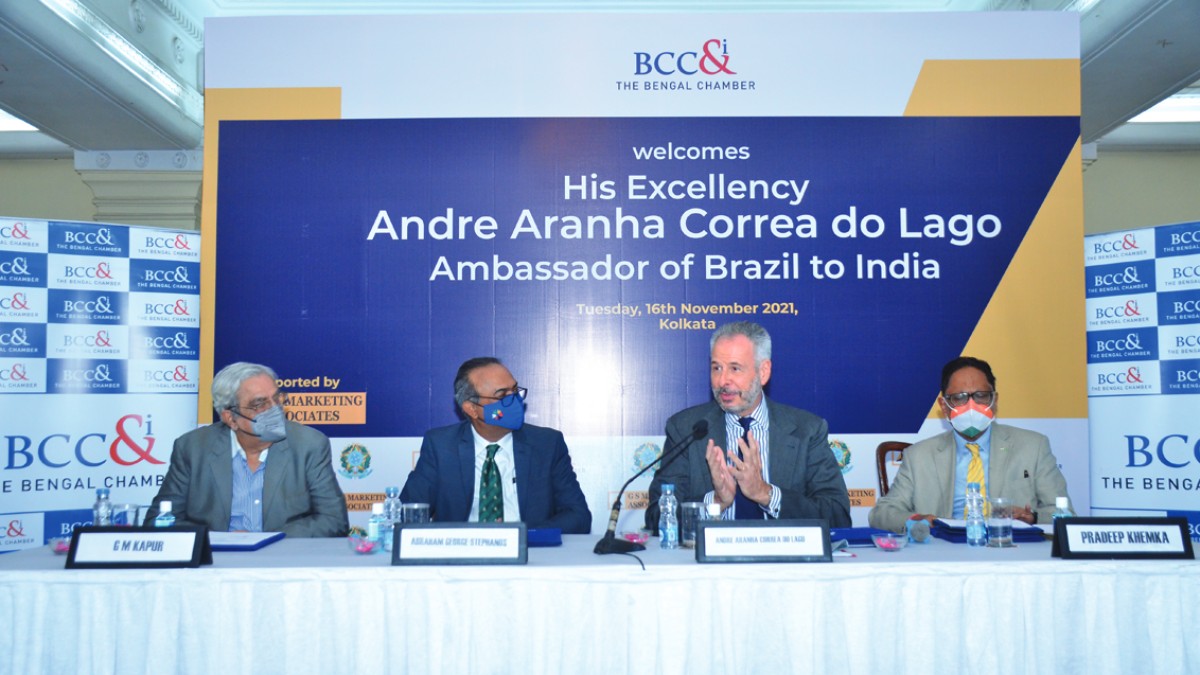 (From L−R) Mr. G M Kapur, Chairperson, Heritage Committee, BCC&I and State Convenor, INTACH, Mr.Abraham George Stephanos, President, BCC&I, His Excellency Andre Aranha Correa do Lago, Ambassador of Brazil to India, and Mr. Pradeep Khemka, Honorary Director and Treasurer of Consular Corps of Kolkata and Director, Khemka Group of Cos