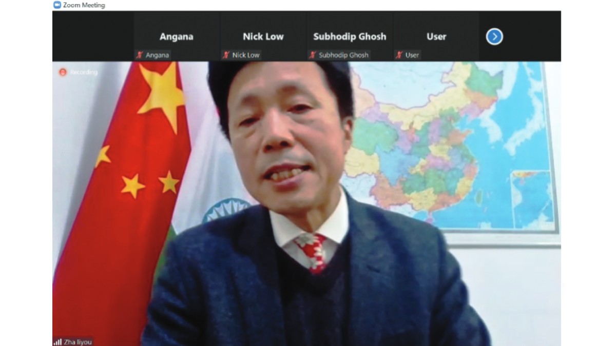 Mr. Zha Liyou, Consul General, The Consulate of the People's Republic of China in Kolkata gracing the session