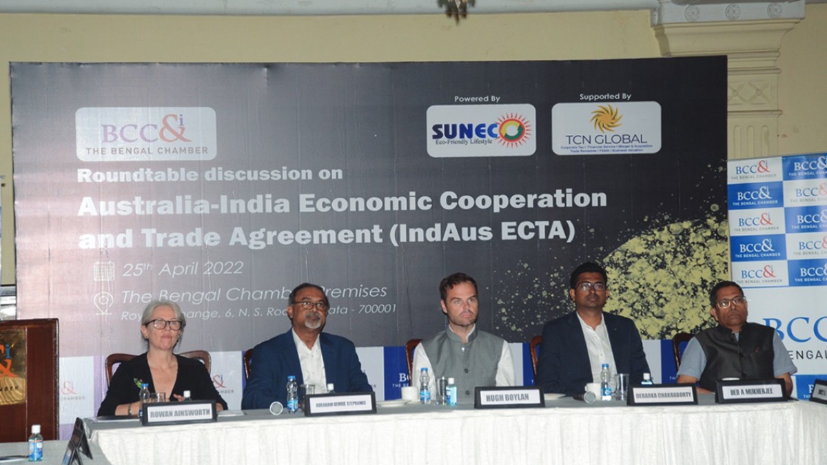 L−R − MS. Rowan Ainsworth, Consul General, Australian Consulate − General in Kolkata; Mr. Abraham G Stephanos, President, The Bengal Chamber of Commerce and Industry and Managing Director, Tata Steel Downstream Products Limited; Mr. Hugh Boylan, Economic and Public Affairs Counsellor, Australian High Commission, New Delhi;  Mr. Debarka Chakraborty, Principal Consultant, MN Dastur & Company (P) Ltd.; Mr. Deb A Mukherjee, Immediate Past President, The Bengal Chamber of Commerce and Industry and Managing Director, Cenergist Energy Private Limited