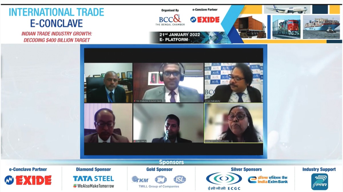 Ms. Ruma Dey, Chief General Manager, State Bank of India speaking at the Experts' Roundtable on “Credit Access: Facilitating Traders− Perspective of the Show Runners”