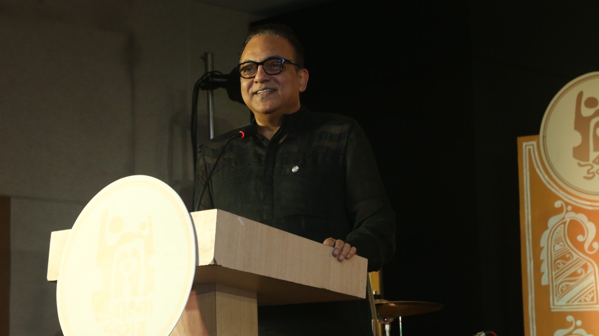 Mr. Arindam Sil, Chairperson, Films, Music and Entertainment Committee The Bengal Chamber, delivering the Welcome address