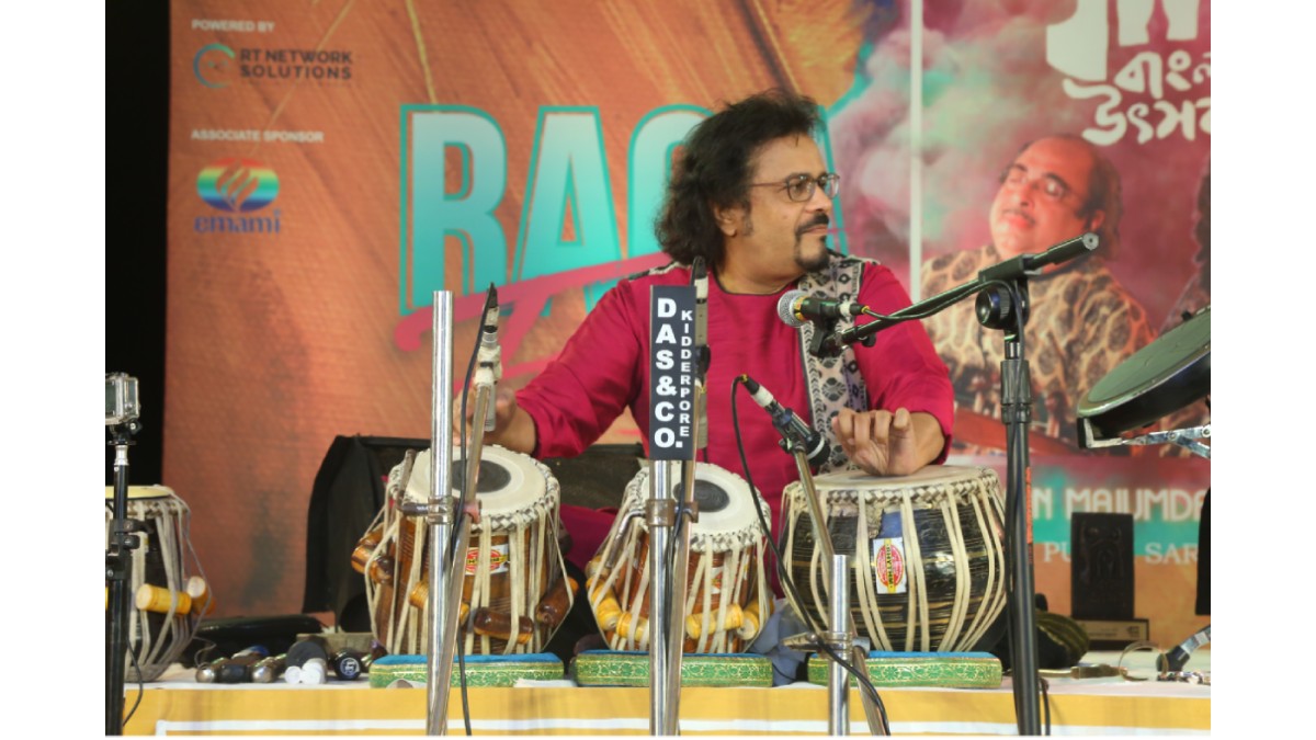 Pandit Bickram Ghosh, during the performance