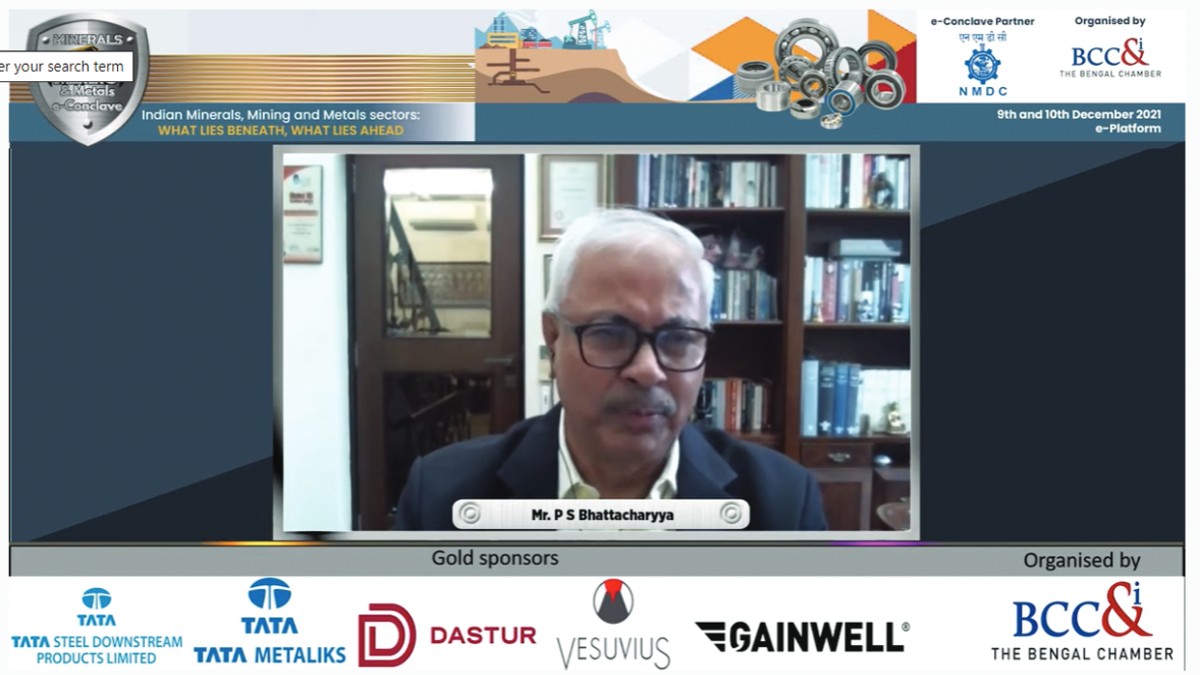 Mr. P S Bhattacharyya, Chairman, Minerals & Mining Committee, BCC&I and Former Chairman, Coal India giving the Opening Remarks at the Minerals Mining & Metals e−Conclave