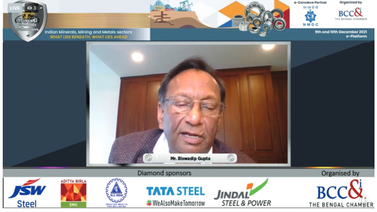 Mr. Biswadip Gupta, President− Corporate Affairs (East), JSW Steel Ltd. & Former President, BCC&I speaking at the Experts Roundtable− “Indian Minerals and Mining sectors : What Lies Beneath, What Lies Ahead”
