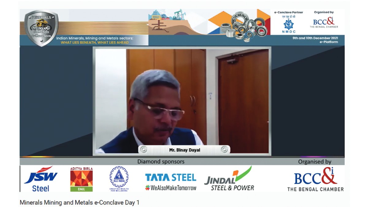 Mr. Sunil Chaturvedi, Chairman & MD, Gainwell Commosales Pvt. Ltd. speaking at Business Session II on “India’s 2070 Net−Zero Pledge: What it implies for the future of Coal Industry in the country?”