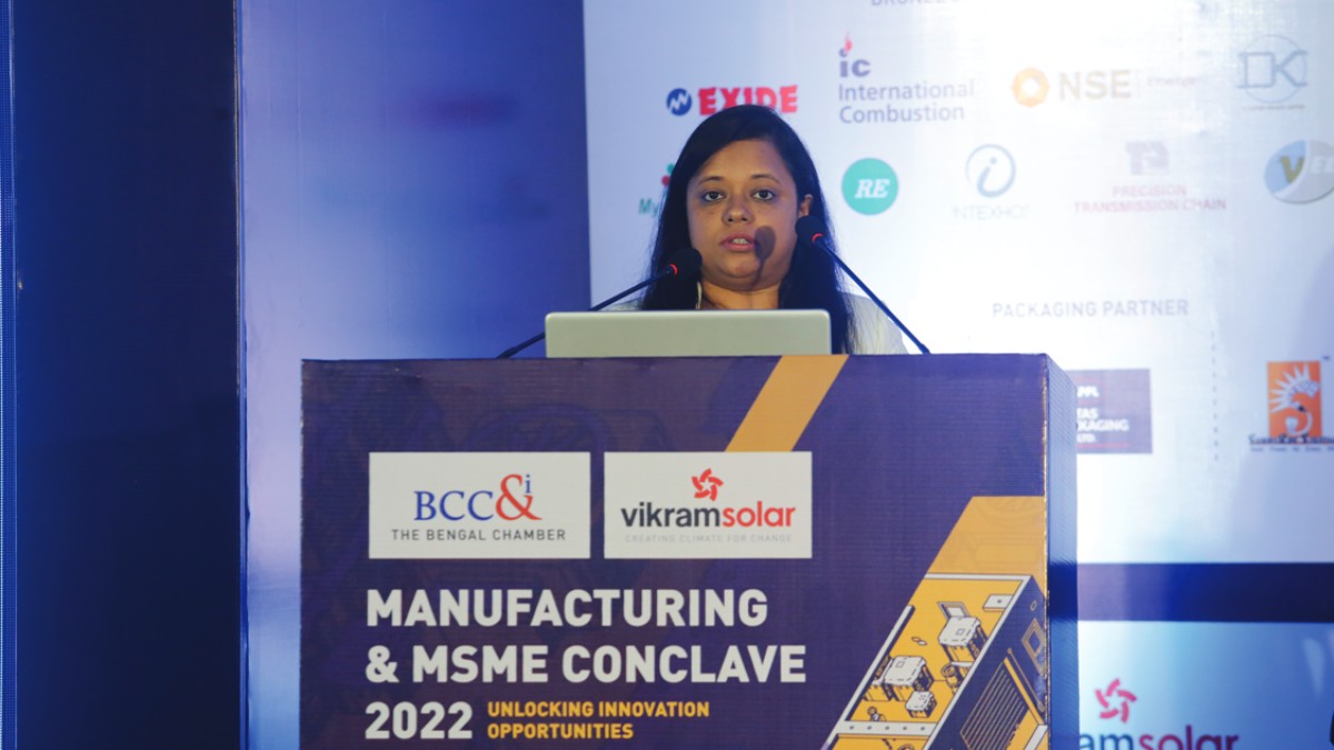 Ms. Neha Agrawal, Whole−time Director, Vikram Solar Limited speaking at the inaugural session