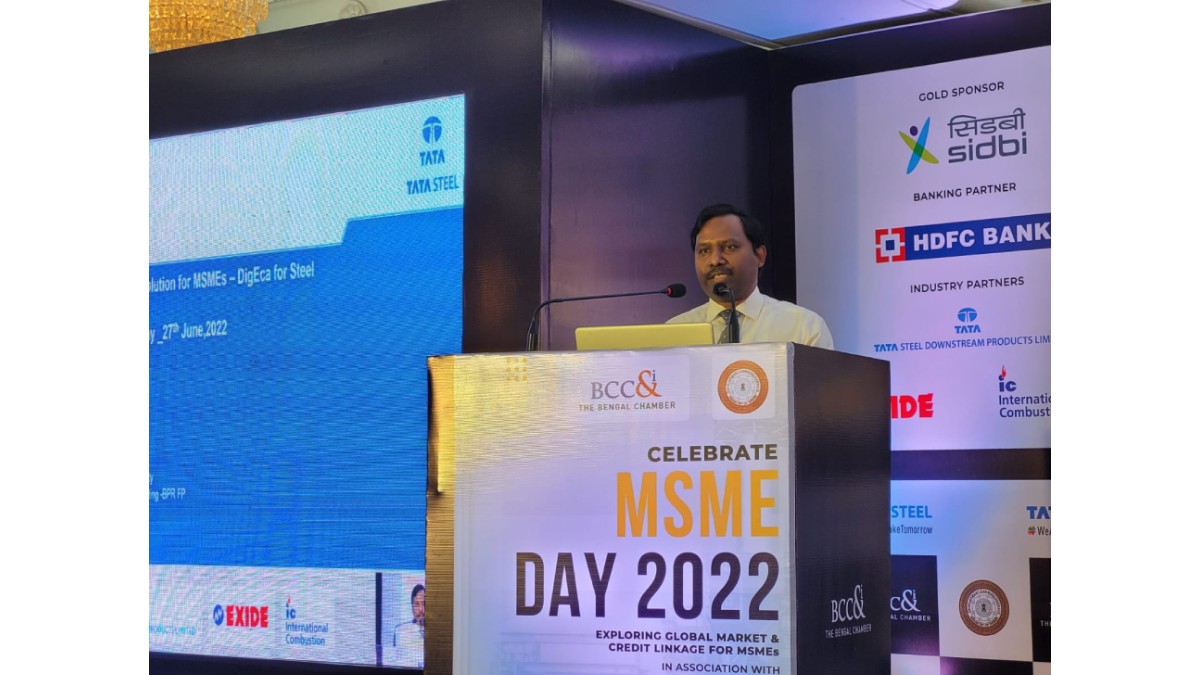 Keynote Speech by Mr. Praveen Kumar Wilson Purty Chief of Marketing − Flat Products Tata Steel