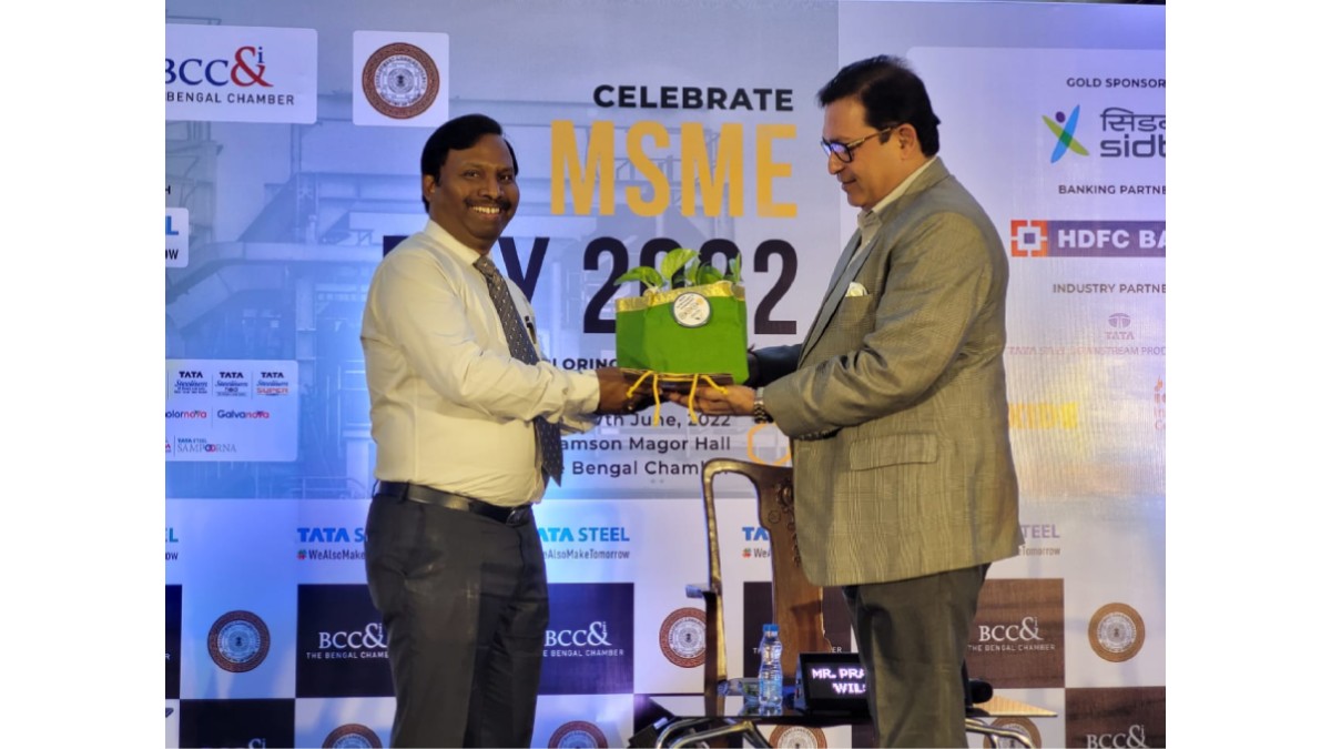 Felicitation of Mr. Praveen Kumar Wilson Purty Chief of Marketing − Flat Products Tata Steel