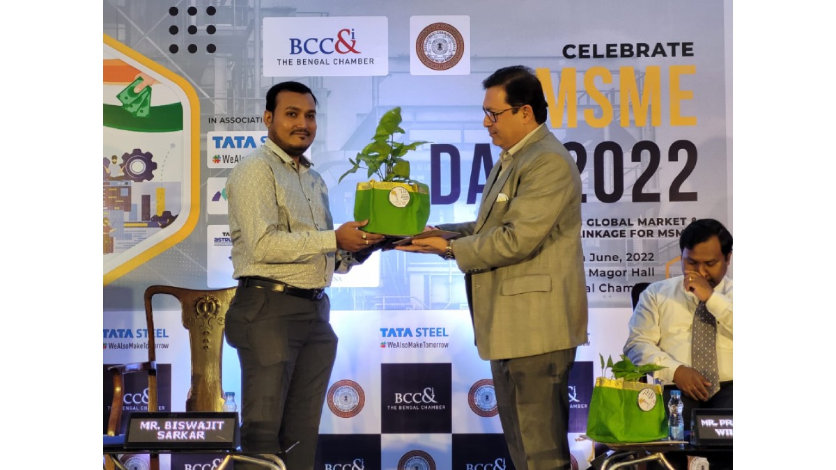 Felicitation Mr. Biswajit Sarkar, State in Charge & Master Trainer, GeM Portal − West Bengal